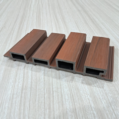 WPC Random Louvers - IPE