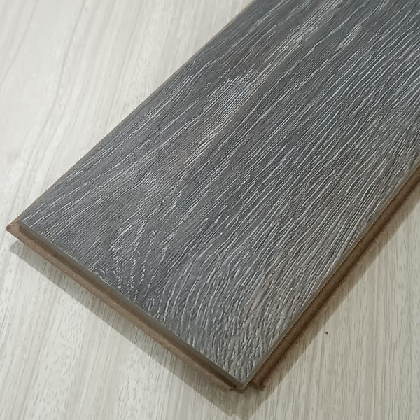 Herringbone Laminate Flooring 12mm - Silver Oak 